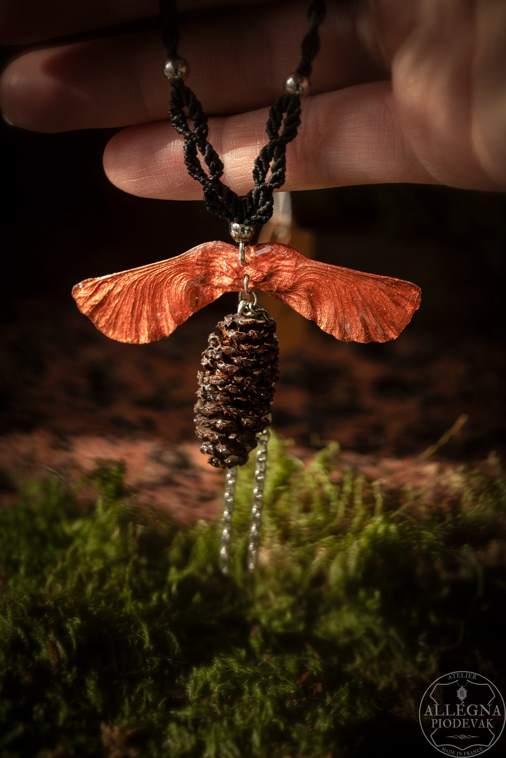 Nalméa Collier samare et fruit d'aulne Allégna Piodevak
