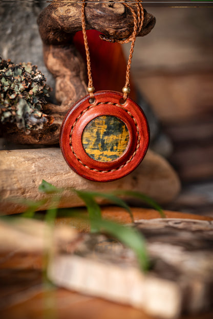 Abby - Collier cuir de vachette et Nellite