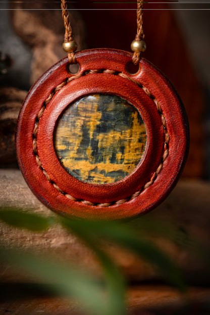 Abby - Collier cuir de vachette et Nellite