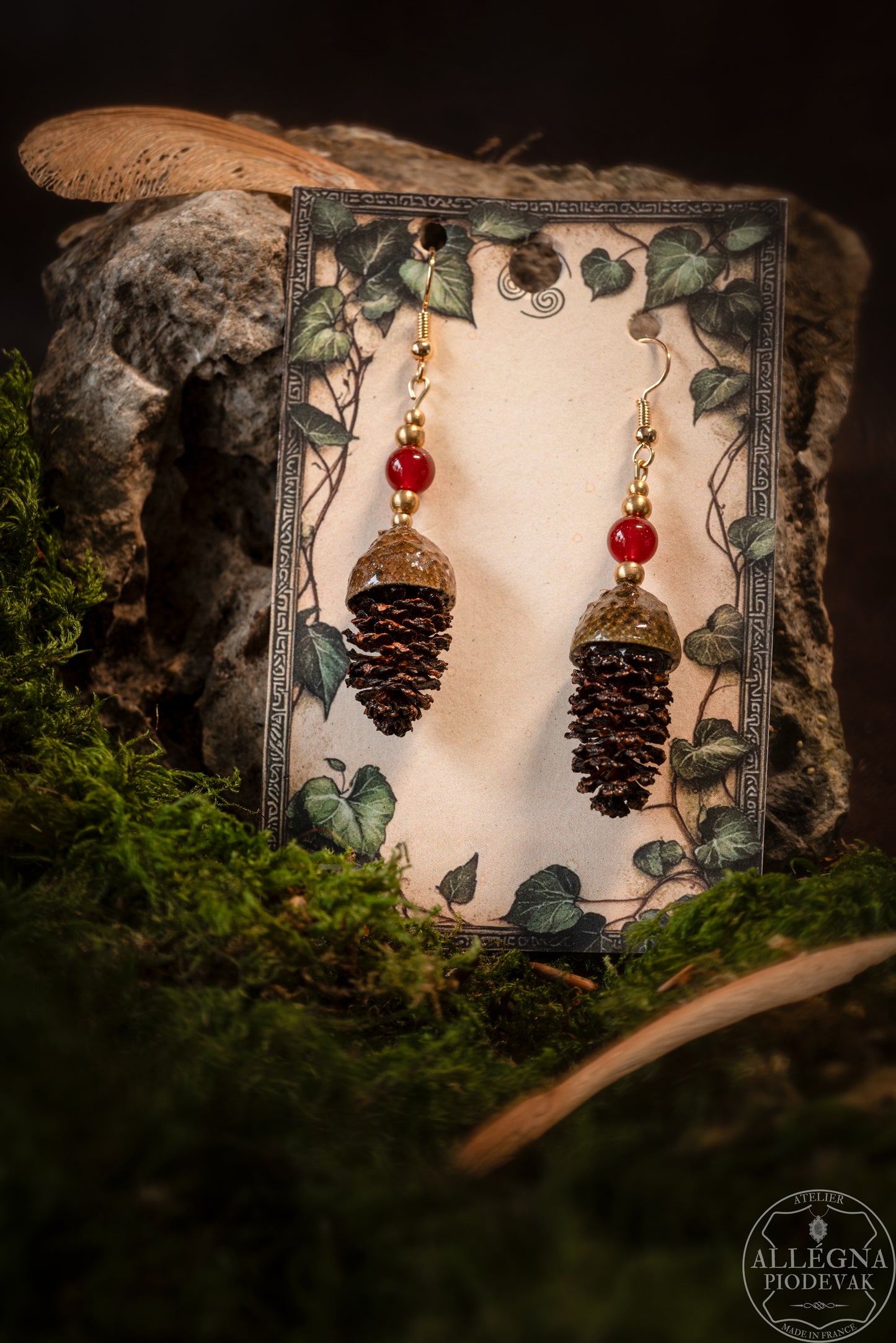 Aulnea Boucles d'oreilles cupules et fruits d'aulne