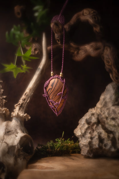 Auriel - Collier micro macramé avec Bois d'Olivier