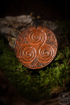 "Brann" Collier cuir de vachette triskel Piodevak