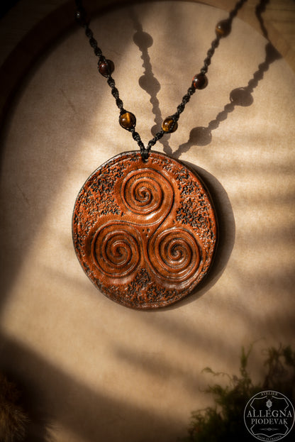 "Brann" Collier cuir de vachette triskel