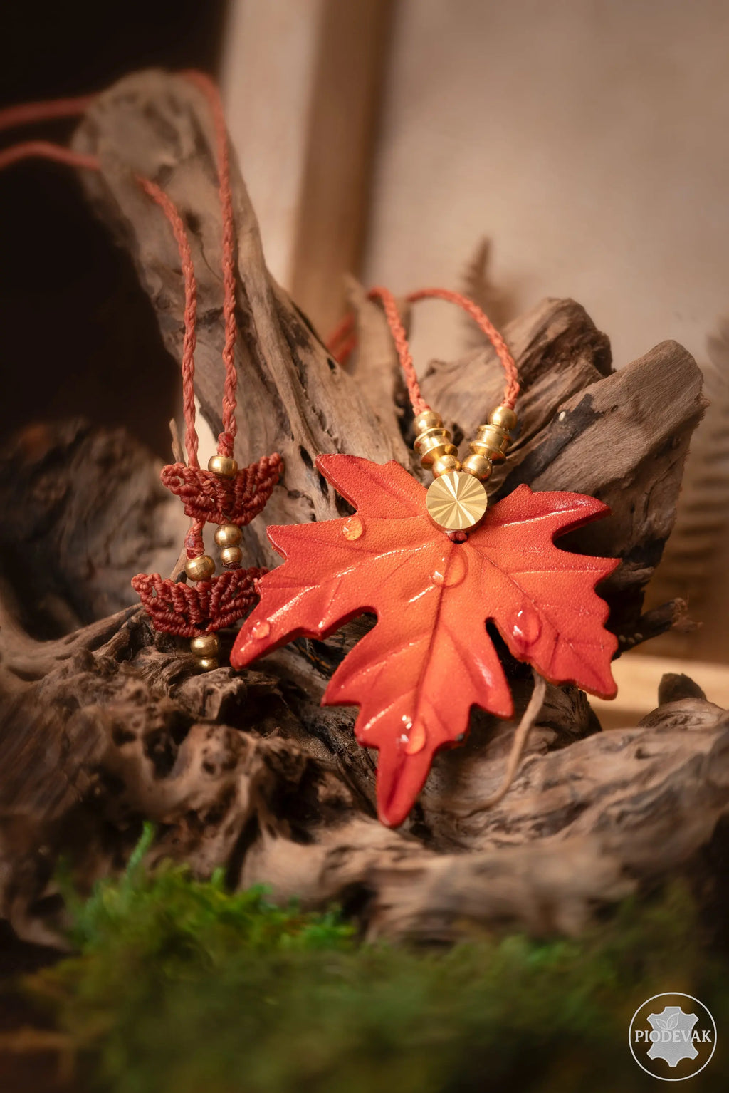 Canopé d'automne - collier en cuir tannage végétal Piodevak