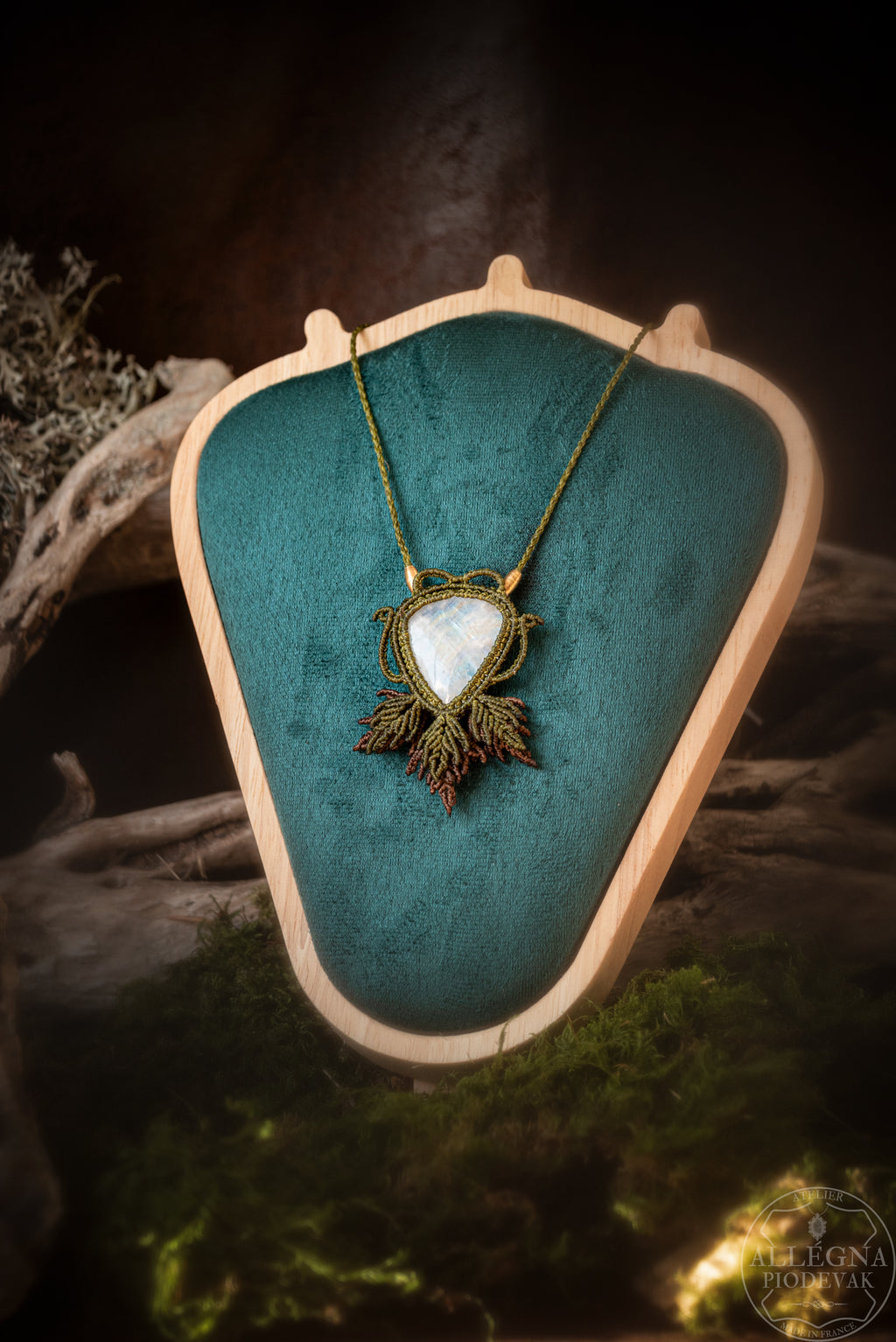 Célestine - Collier péristérite