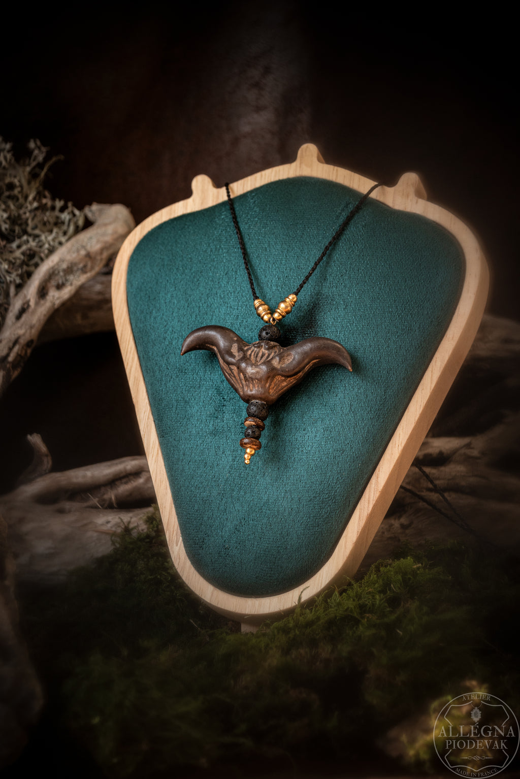 Devilpod - Collier avec cosse du diable