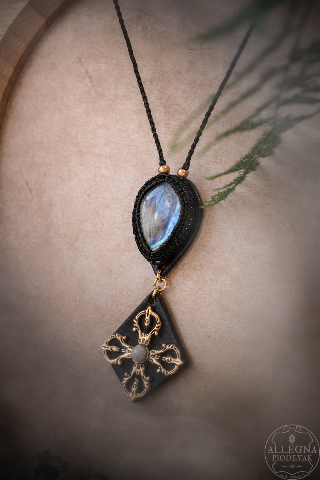 Draklore - Collier péristérite et cuir