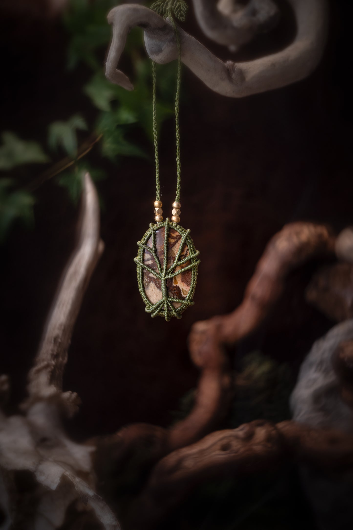 Elara - Collier micro macramé Jaspe Outback