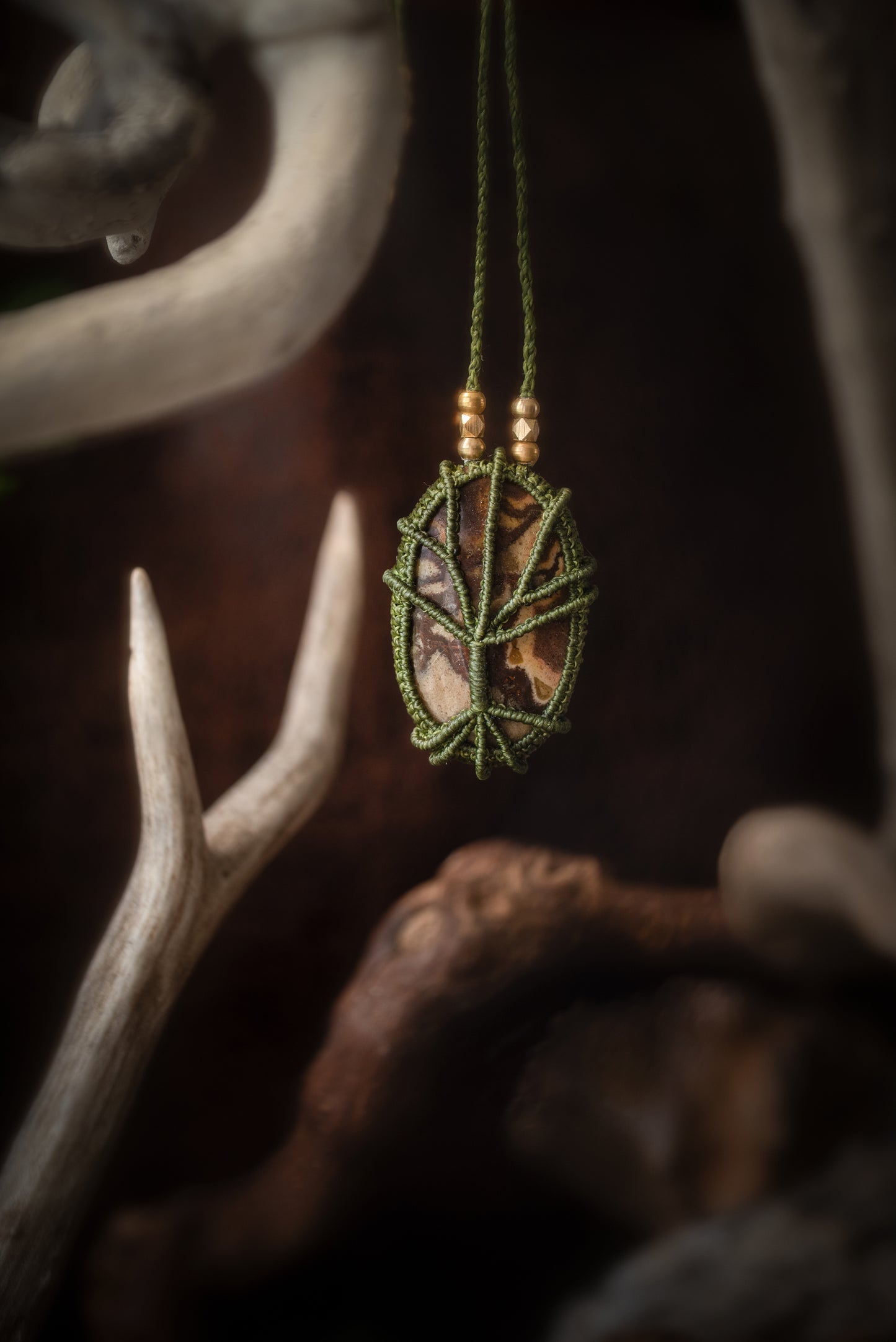 Elara - Collier micro macramé Jaspe Outback