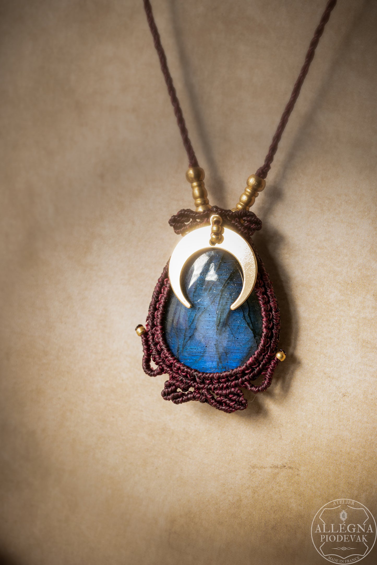 "Lunae" Collier micro macramé labradorite bleue