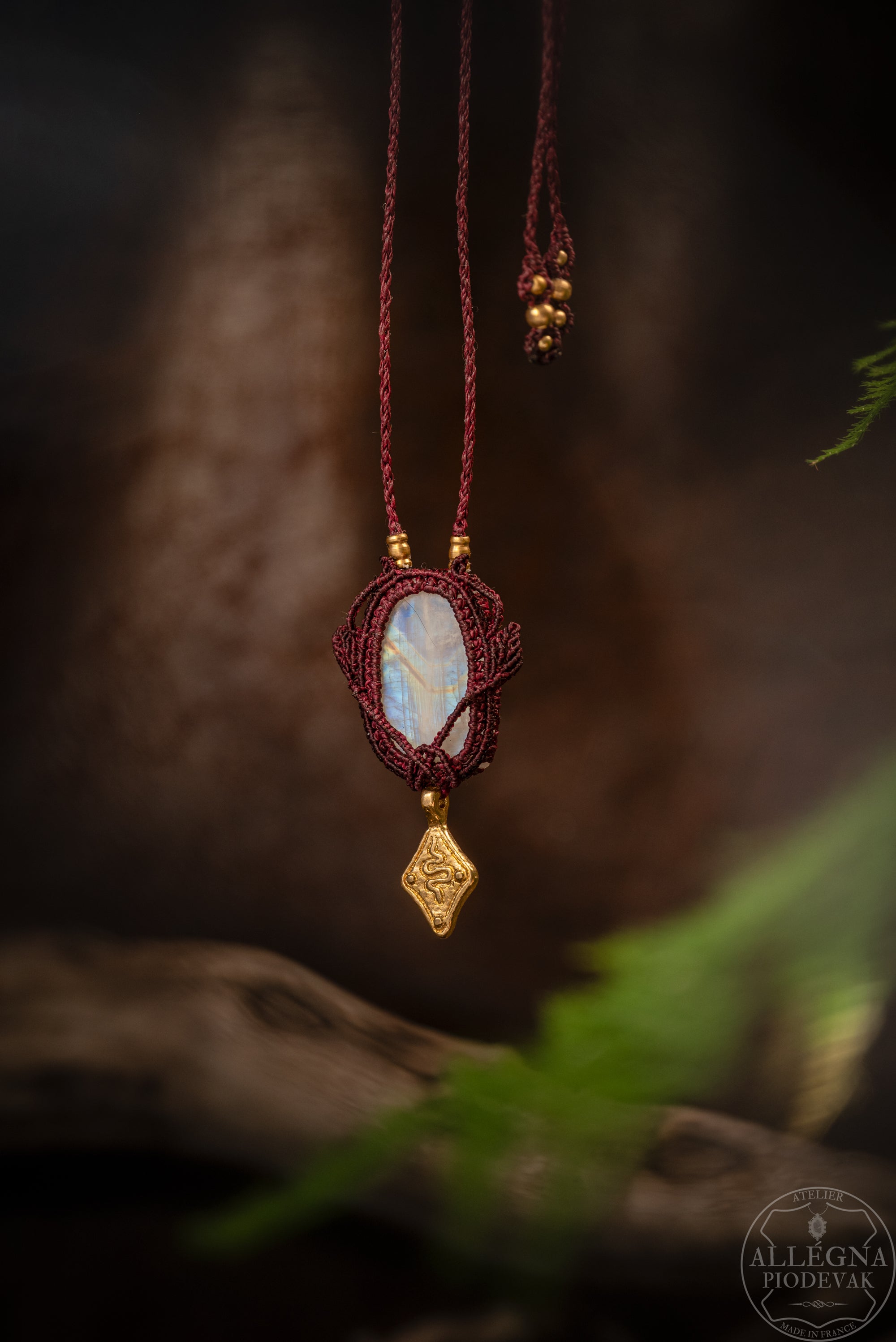 Lunastelle - Collier péristérite