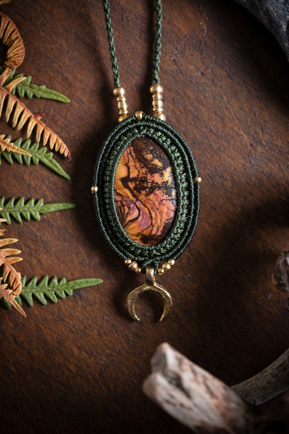 Octubris - Collier micro macramé Jaspe de l'outback