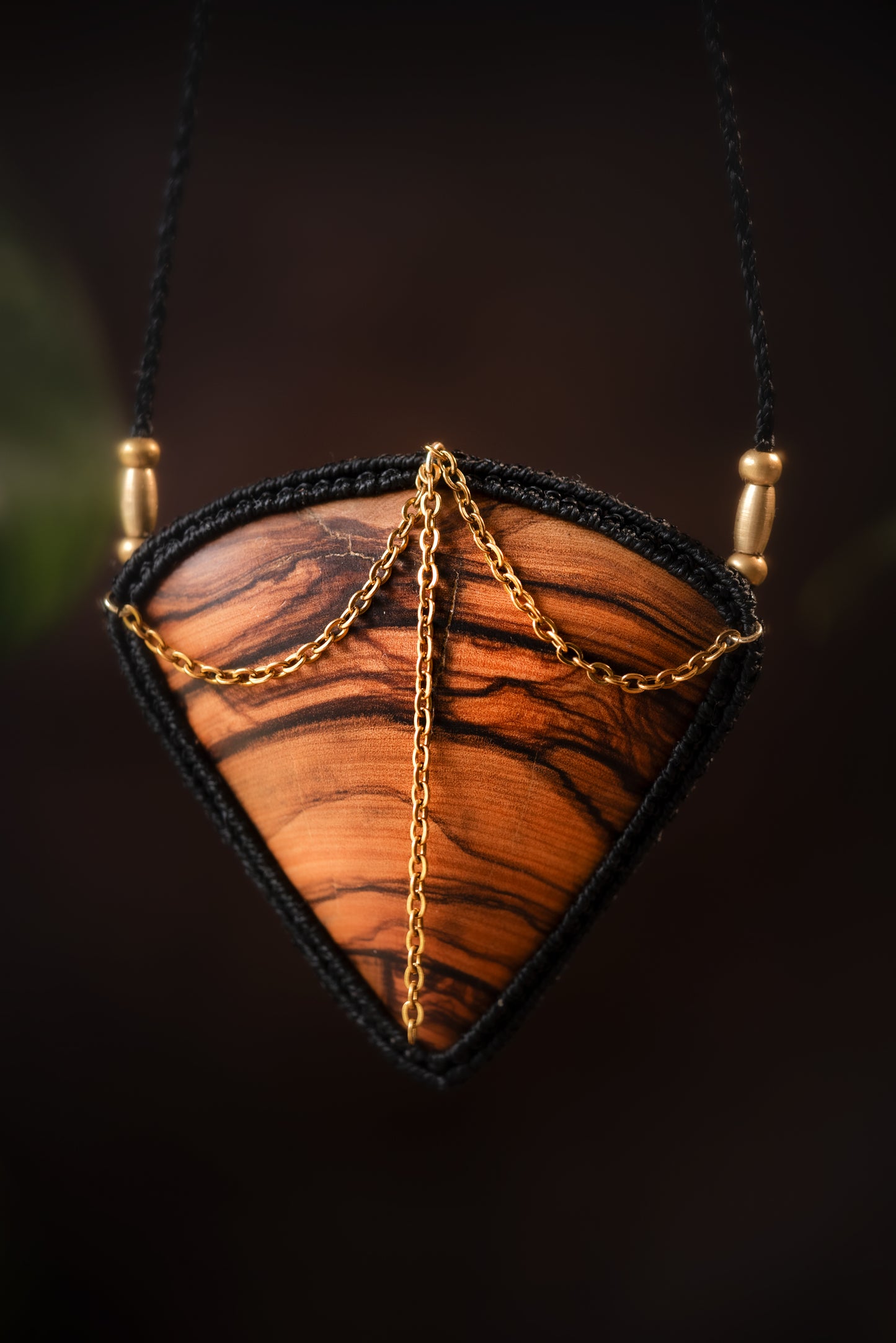 Olyndra - Collier micro macramé en bois d'olivier