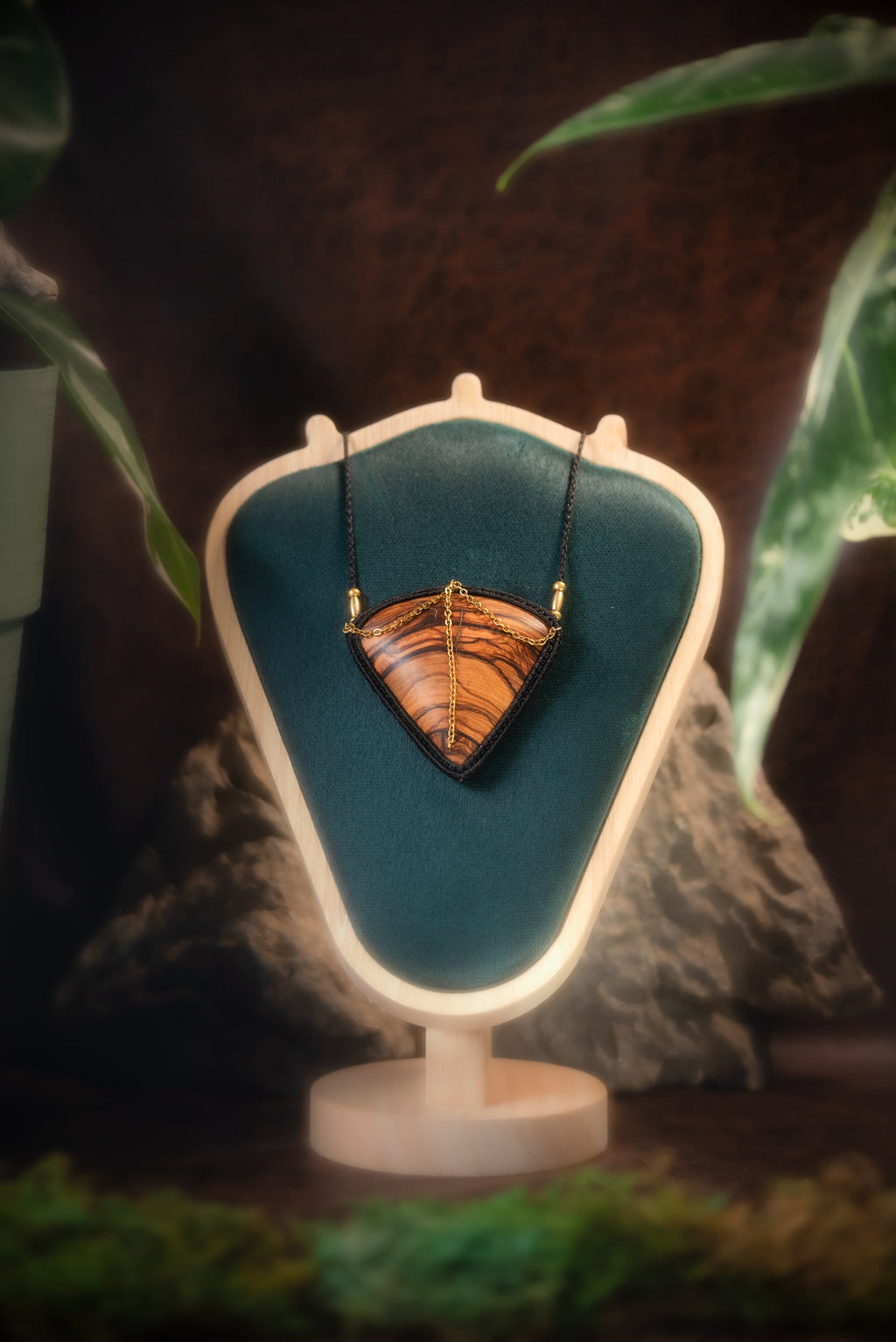 Olyndra - Collier micro macramé en bois d'olivier Allégna Piodevak