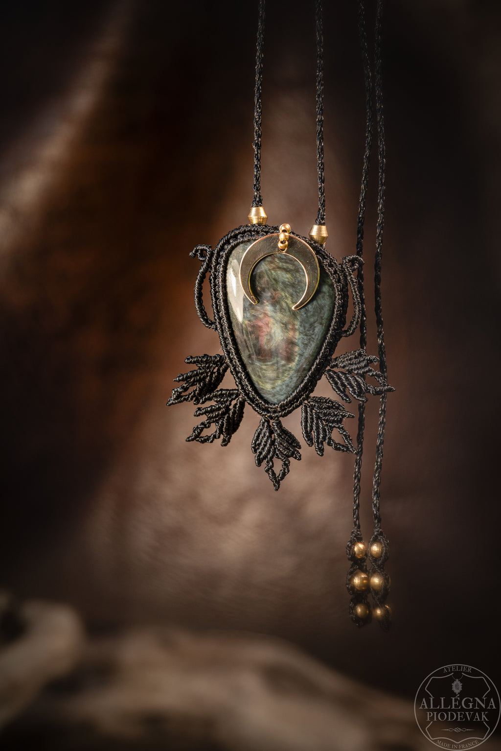 Ophirys - Collier Obsidienne mantohuichol