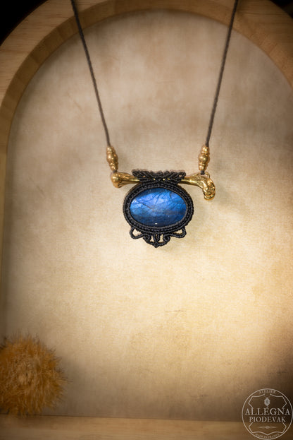 "Labros" Collier micro macramé et labradorite