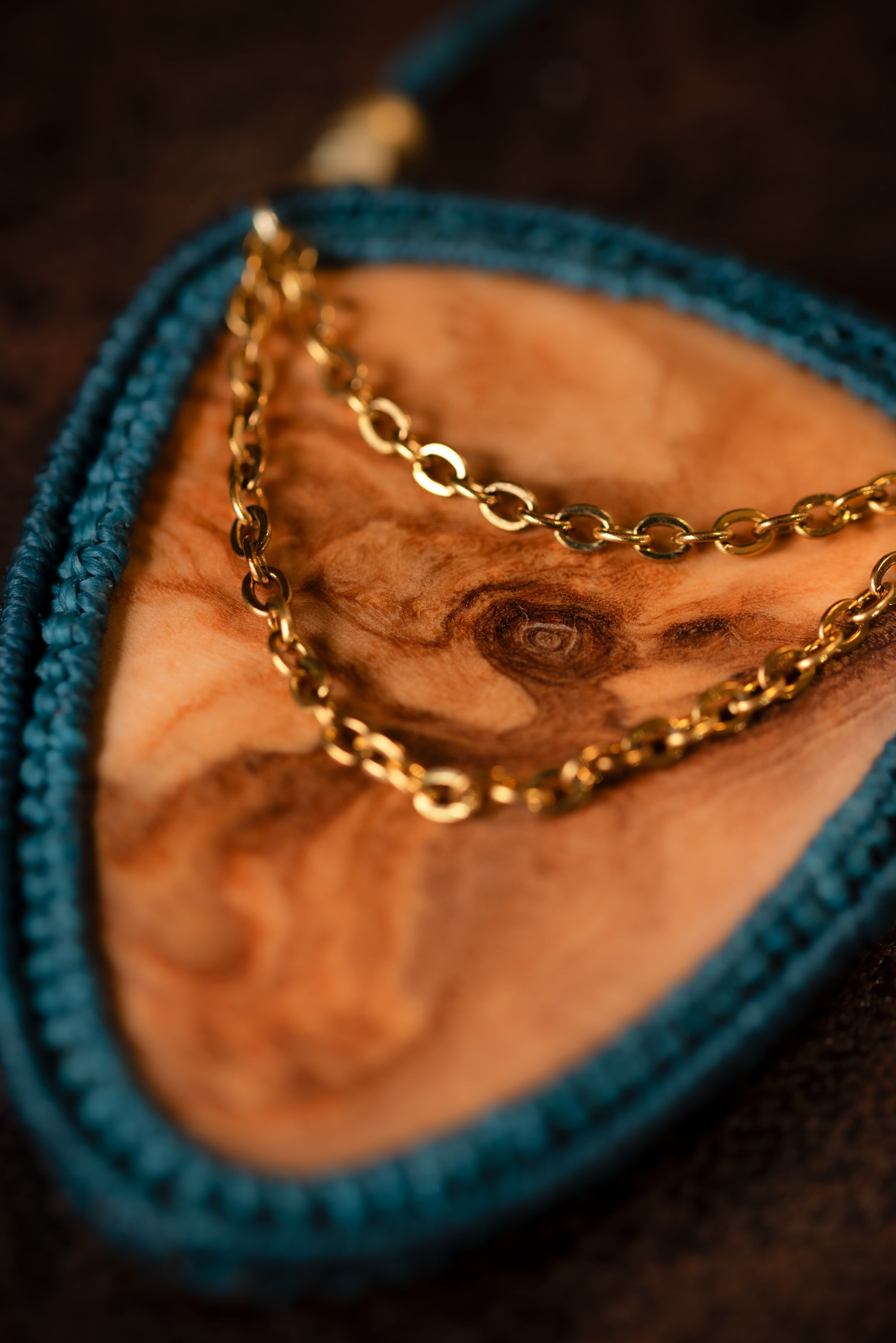 Quercillion - Collier micro macramé en bois d'olivier Allégna Piodevak