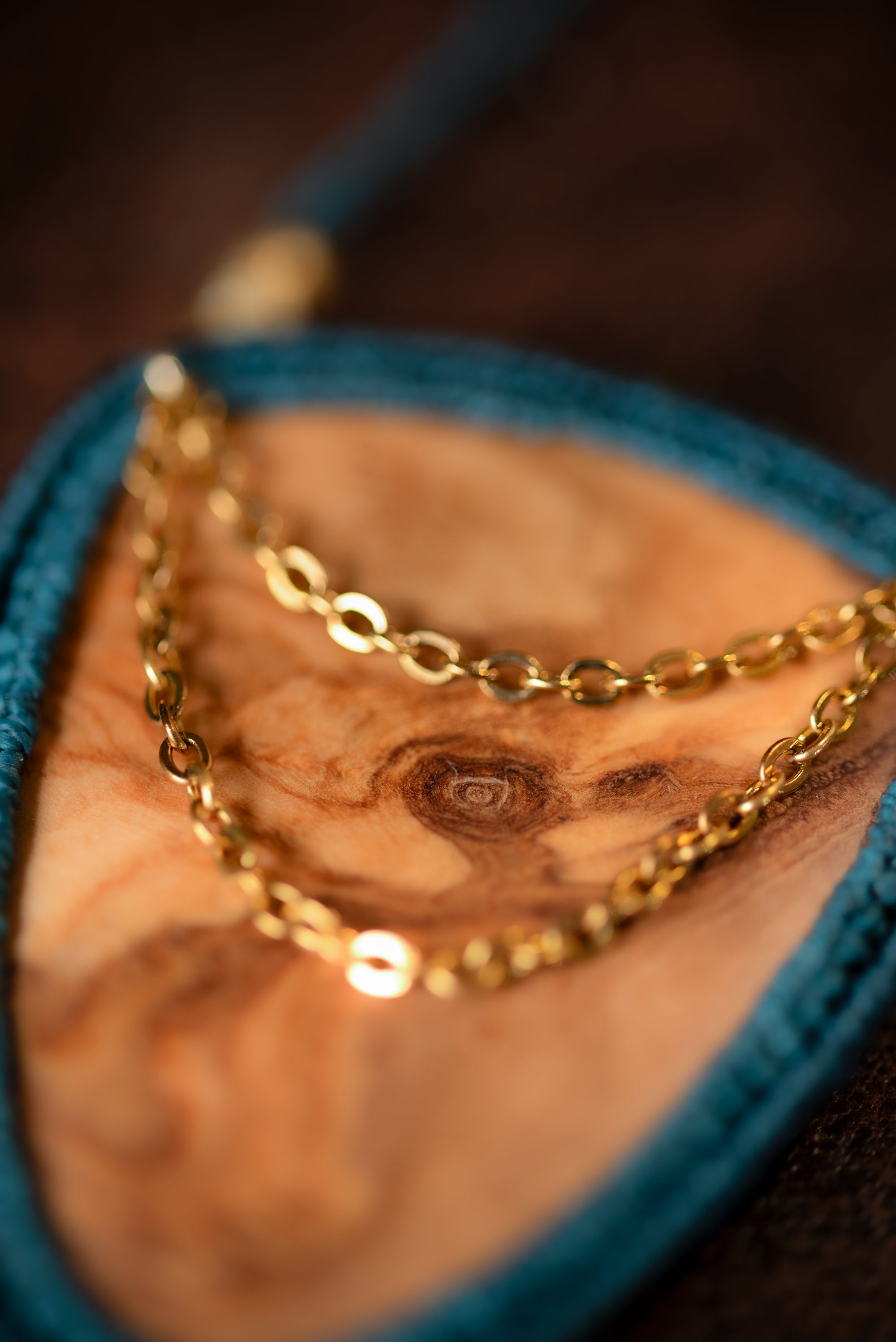 Quercillion - Collier micro macramé en bois d'olivier Allégna Piodevak