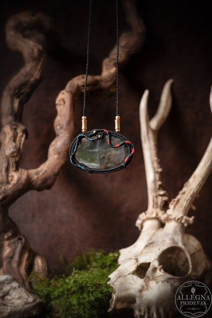 "Serpentare" Collier micro macramé et labradorite