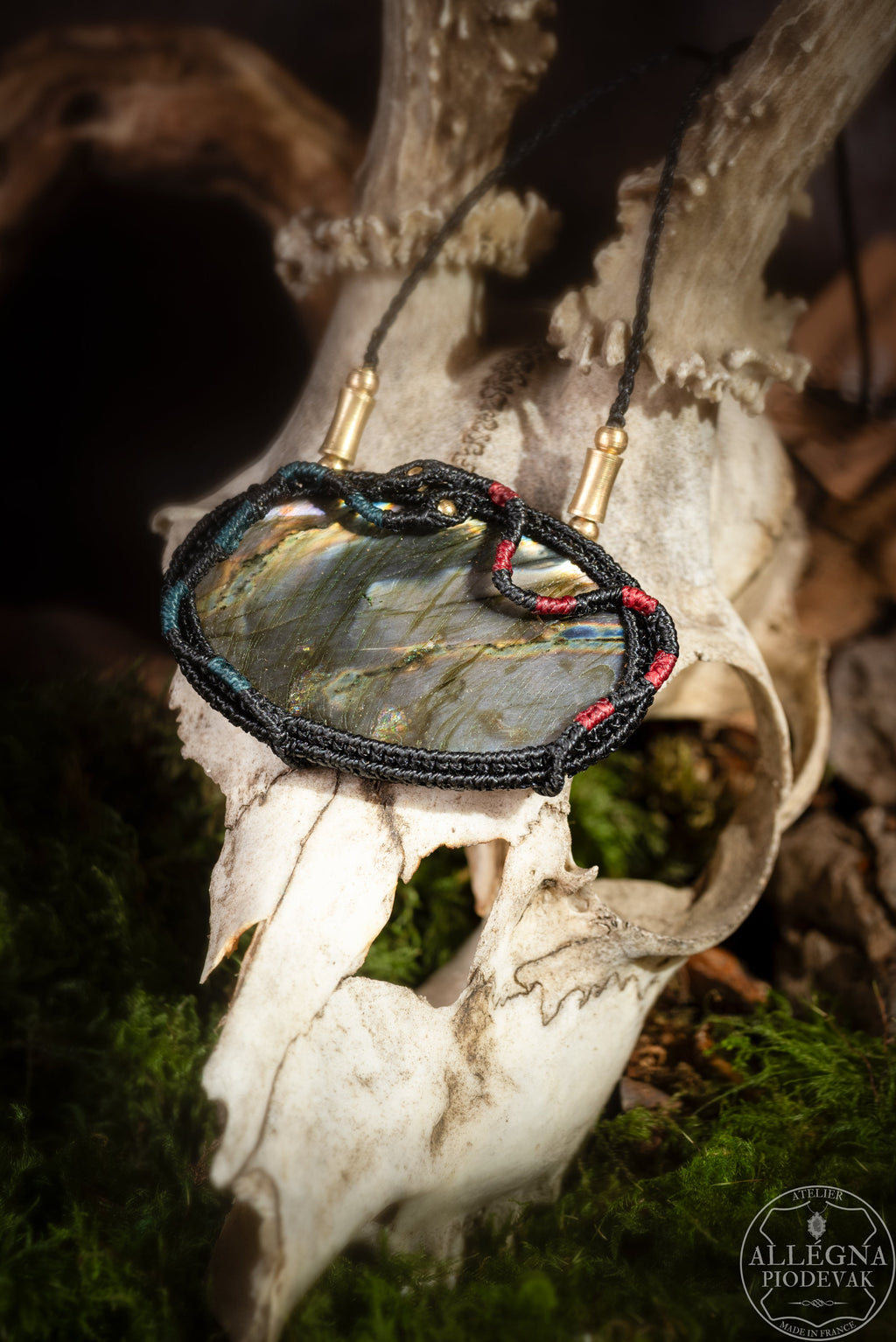 "Serpentare" Collier micro macramé et labradorite allégna