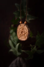 Silvarùn - Collier bois de bouleau pentacle sculpté Allégna Piodevak