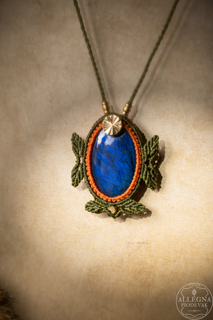 "Soleil automnal" collier micro macramé et labradorite