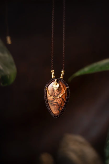 Talorien - Collier micro macramé en bois d'olivier