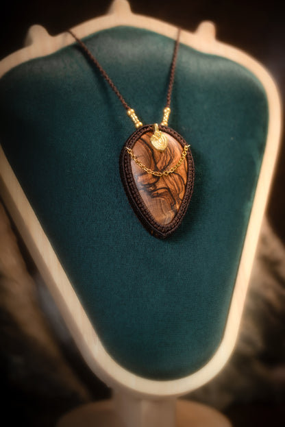 Talorien - Collier micro macramé en bois d'olivier